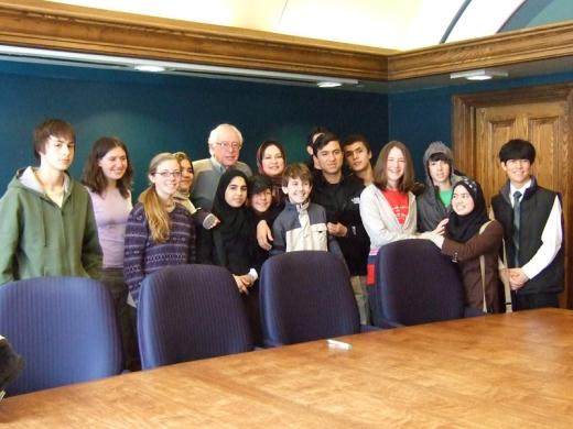 Read more about the article Senator Sanders met with students from Afghanistan