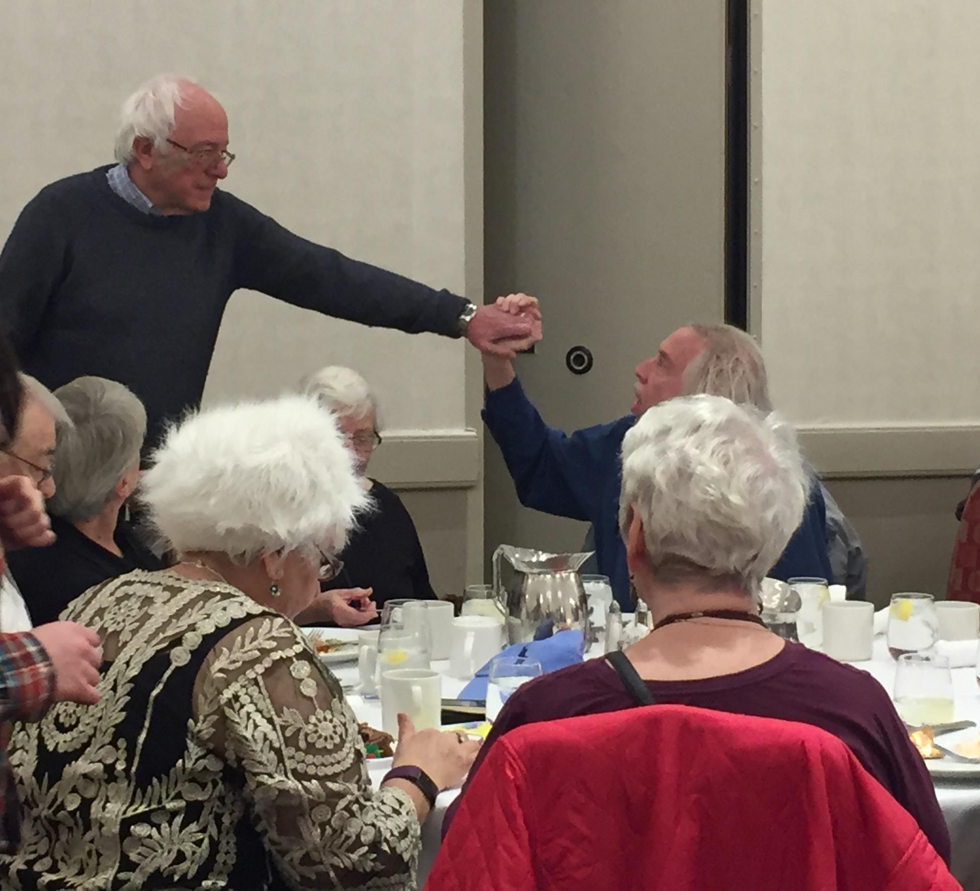 Read more about the article 2016 Senior Holiday Dinners