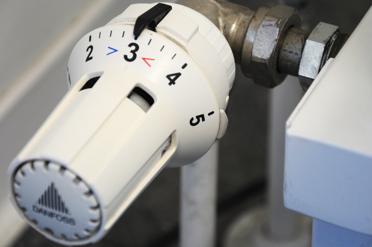 Danfoss radiator control valve